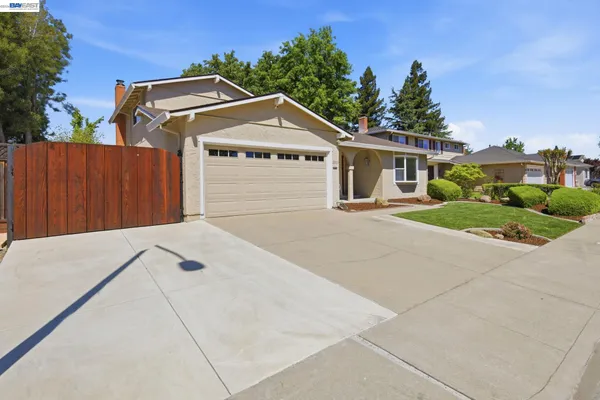 $1,835,000 | 2223 Camino Brazos, Pleasanton, CA 94566