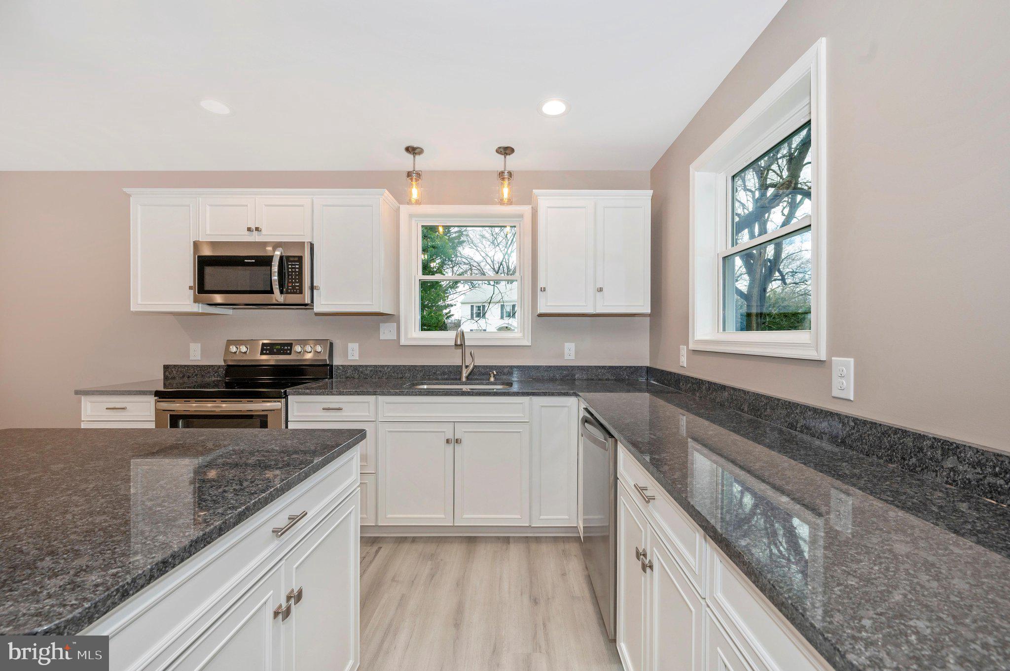 1125 Fairview Road Hagerstown, MD 21742 - Photo 23 of 57 Kitchen
