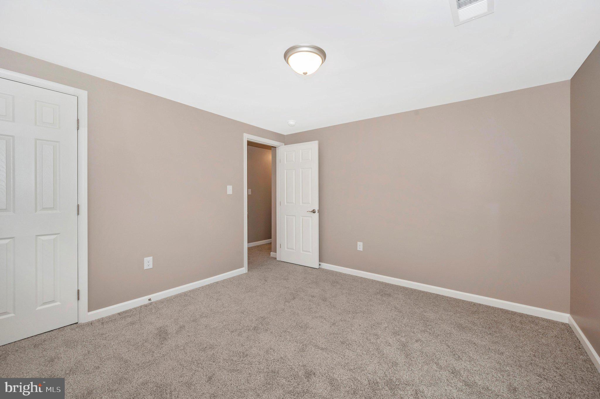 1125 Fairview Road Hagerstown, MD 21742 - Photo 34 of 57 Bedroom 2