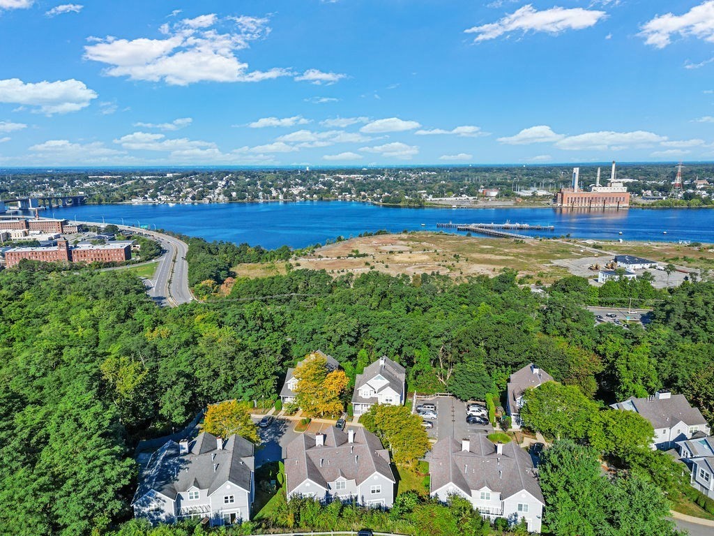 1810 Highland Avenue, Unit 22 Fall River, MA 02720 - Photo 29 of 33 a view of a city