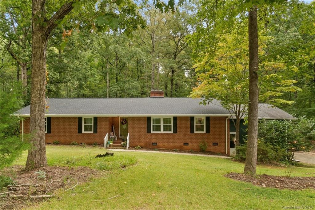 962 Sherwood Circle Lancaster, SC 29720 - Photo 2 of 40