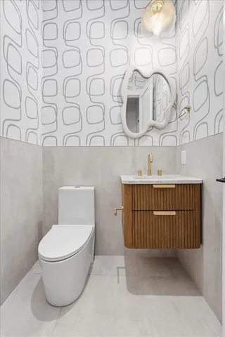 $1,080,000 | 105 Laidlaw Avenue, Unit 2, Jersey City, NJ 07306