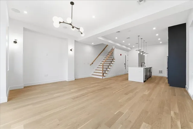 $1,080,000 | 105 Laidlaw Avenue, Unit 2, Jersey City, NJ 07306