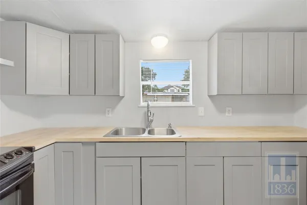 $223,000 | 14904 Vevey Drive, Del Valle, TX 78617