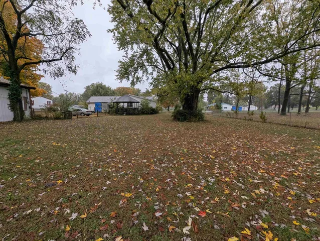 $139,000 | 918 Greenwood Street, Washington, IN 47501