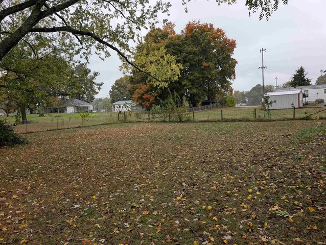 $139,000 | 918 Greenwood Street, Washington, IN 47501