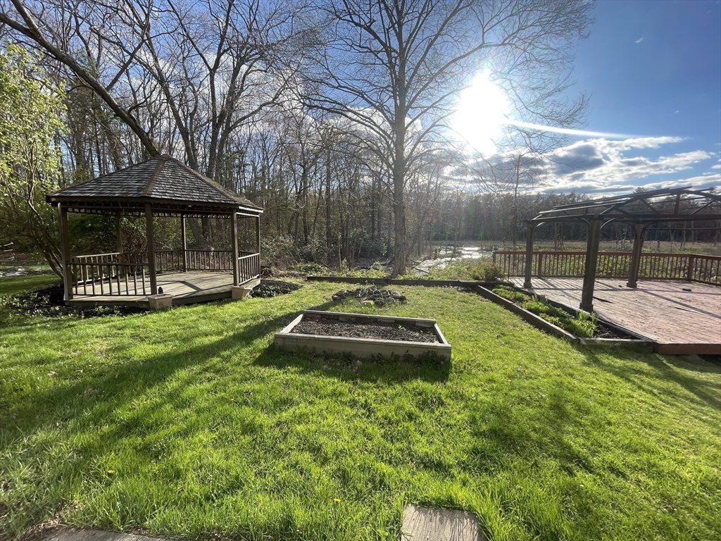 65 Old Spencer Road Charlton, MA 01507 - Photo 7 of 39 Gallery Image 7