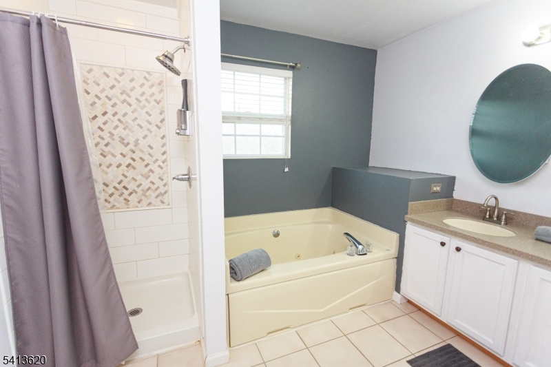 6 Robeson Ridge Oxford, NJ 07863 - Photo 34 of 50