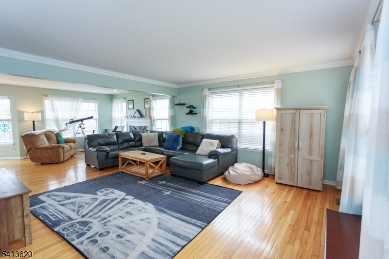 6 Robeson Ridge Oxford, NJ 07863 - Photo 4 of 50