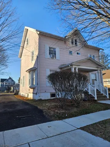 $2,850 | 14 East Franklin Street, Bound Brook, NJ 08805