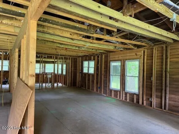 $90,000 | 9400 Highway 17, Pollocksville, NC 28573
