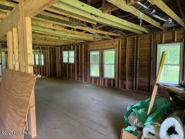 $90,000 | 9400 Highway 17, Pollocksville, NC 28573