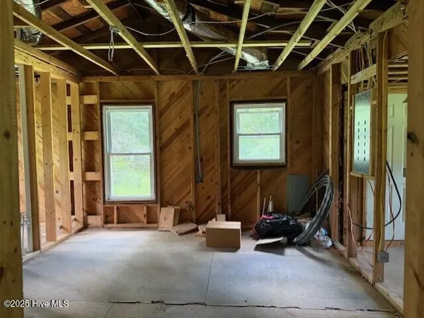 $90,000 | 9400 Highway 17, Pollocksville, NC 28573