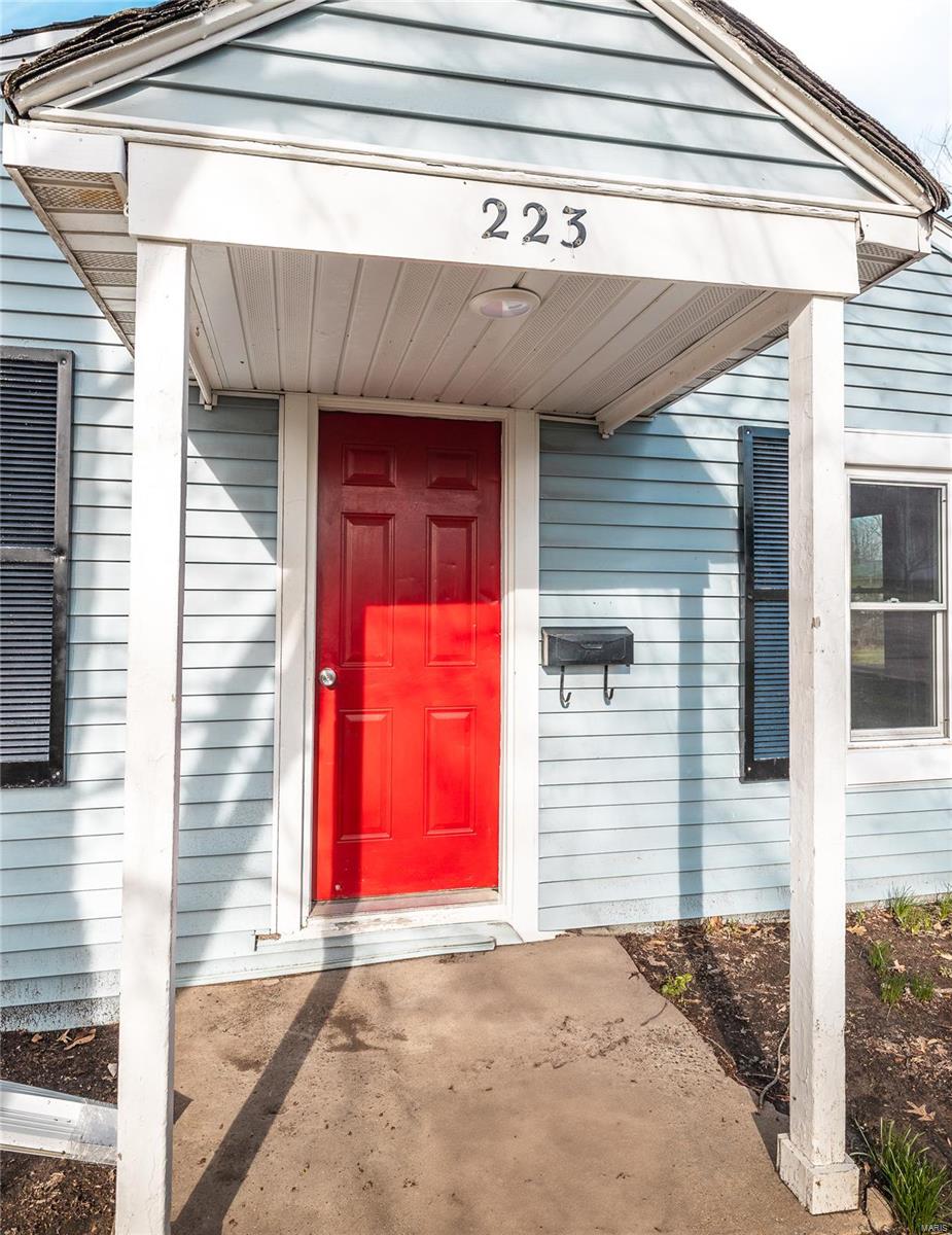 223 Warren Street Sullivan, MO 63080 - Photo 2 of 21