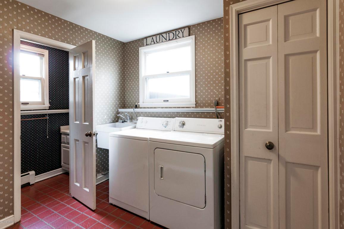 608 17th Street Southeast Rochester, MN 55904 - Photo 8 of 17 Gallery Image 8