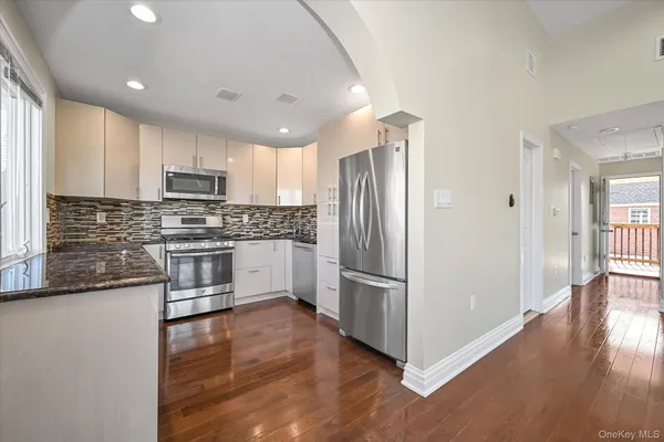 $1,988,000 | 208-04 35th Avenue | Bayside