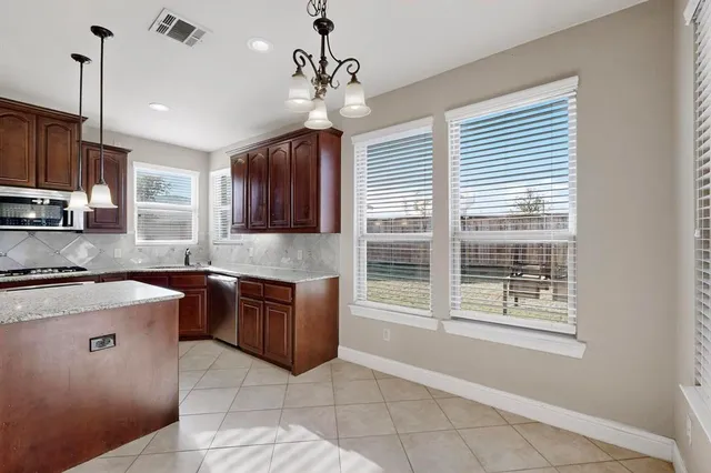 $2,950 | 10121 Emily Pass, McKinney, TX 75072