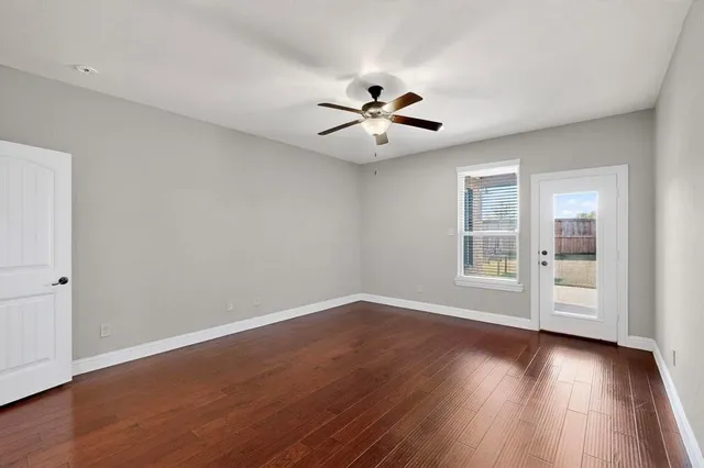 $2,950 | 10121 Emily Pass, McKinney, TX 75072