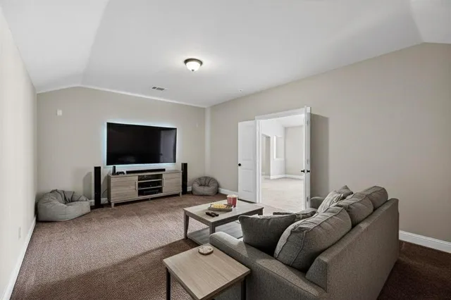 $2,950 | 10121 Emily Pass, McKinney, TX 75072