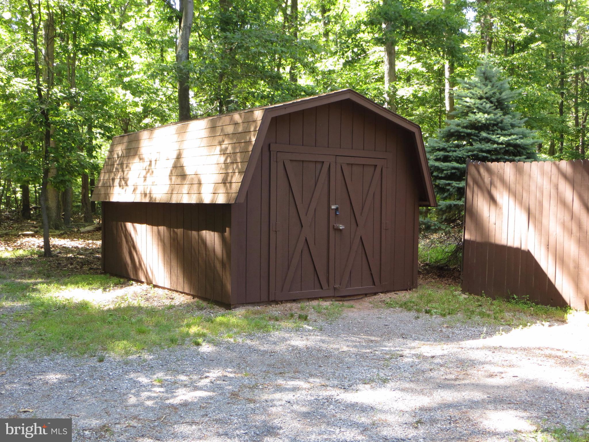 89 Ruffed Grouse Lane Hedgesville, WV 25427 - Photo 20 of 26 Storage Shed
