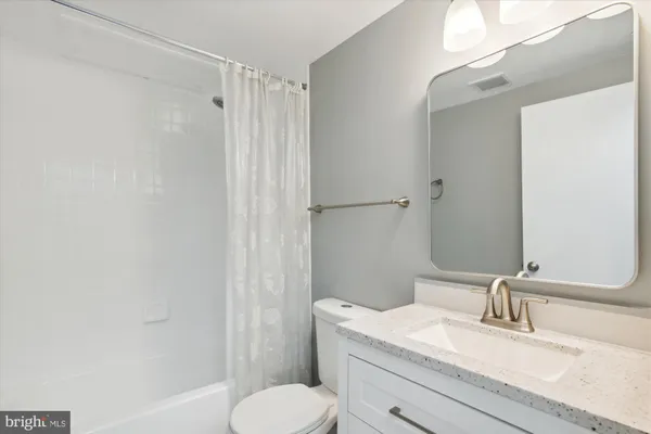 $1,695 | 28 Allegheny Avenue, Unit 806, Towson, MD 21204