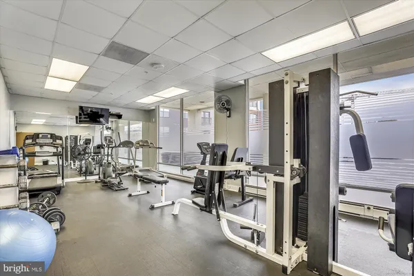 $1,695 | 28 Allegheny Avenue, Unit 806, Towson, MD 21204