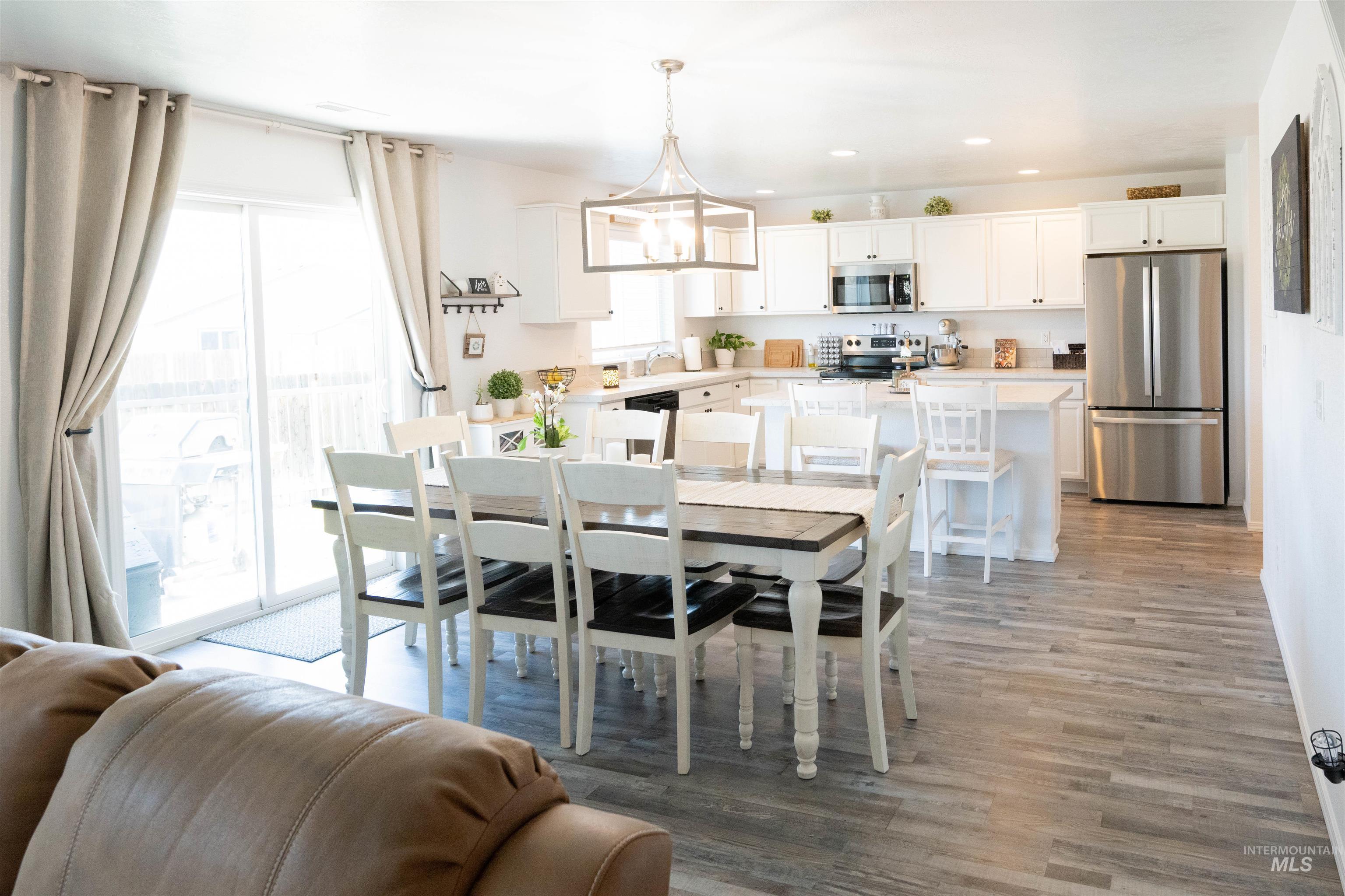 1660 Southwest Levant Way Mountain Home, ID 83647 - Photo 14 of 50