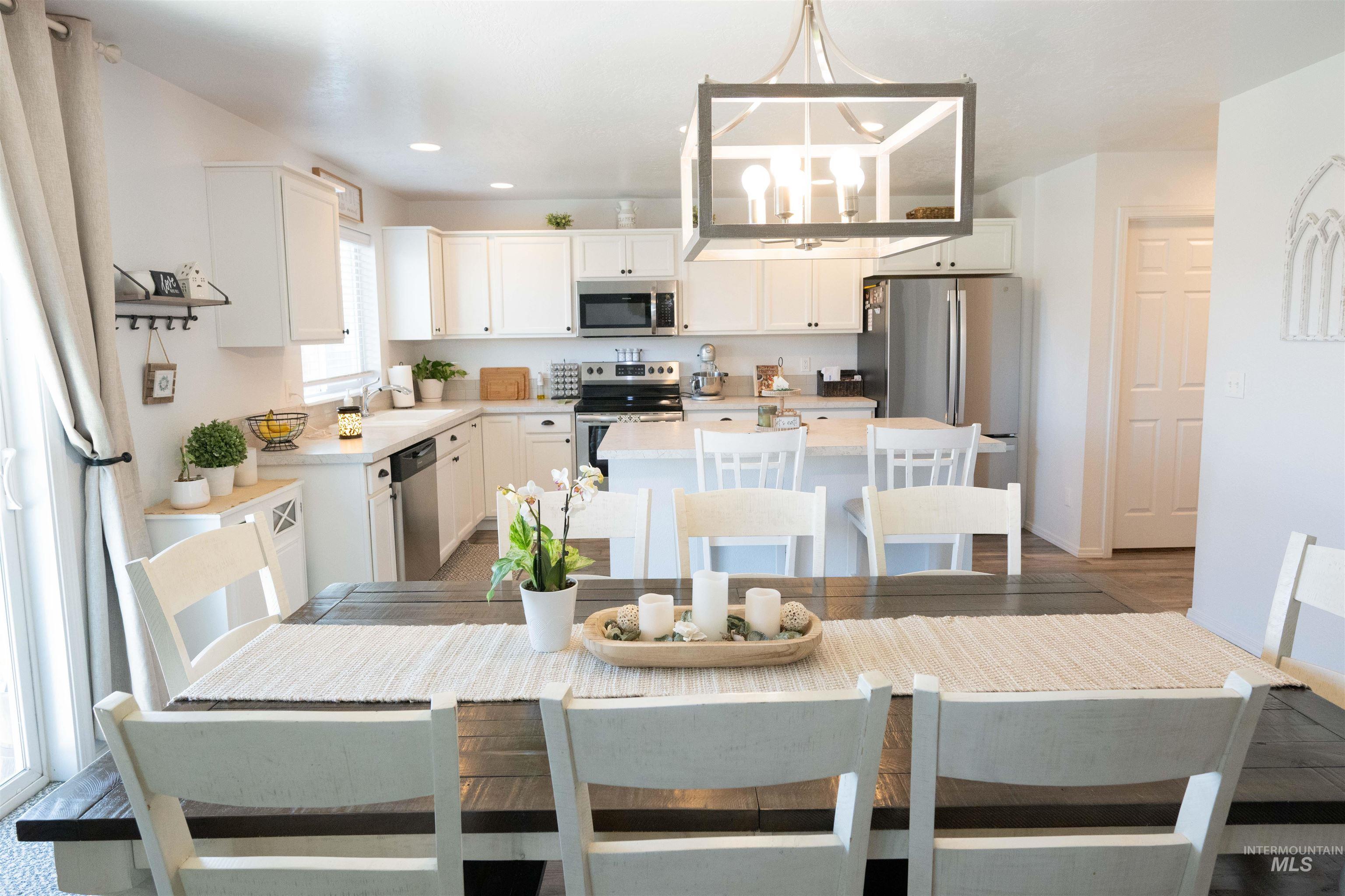 1660 Southwest Levant Way Mountain Home, ID 83647 - Photo 18 of 50