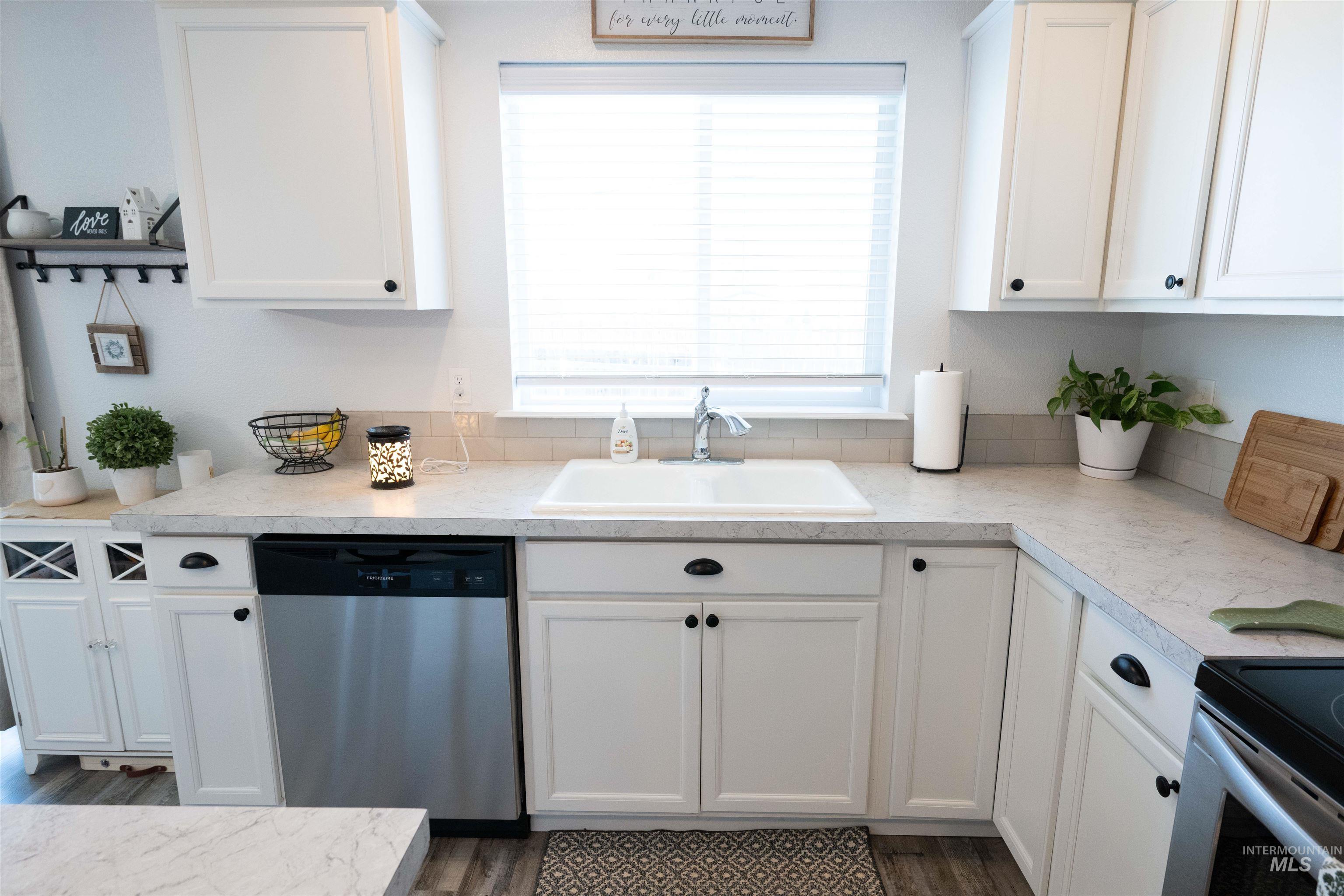 1660 Southwest Levant Way Mountain Home, ID 83647 - Photo 21 of 50