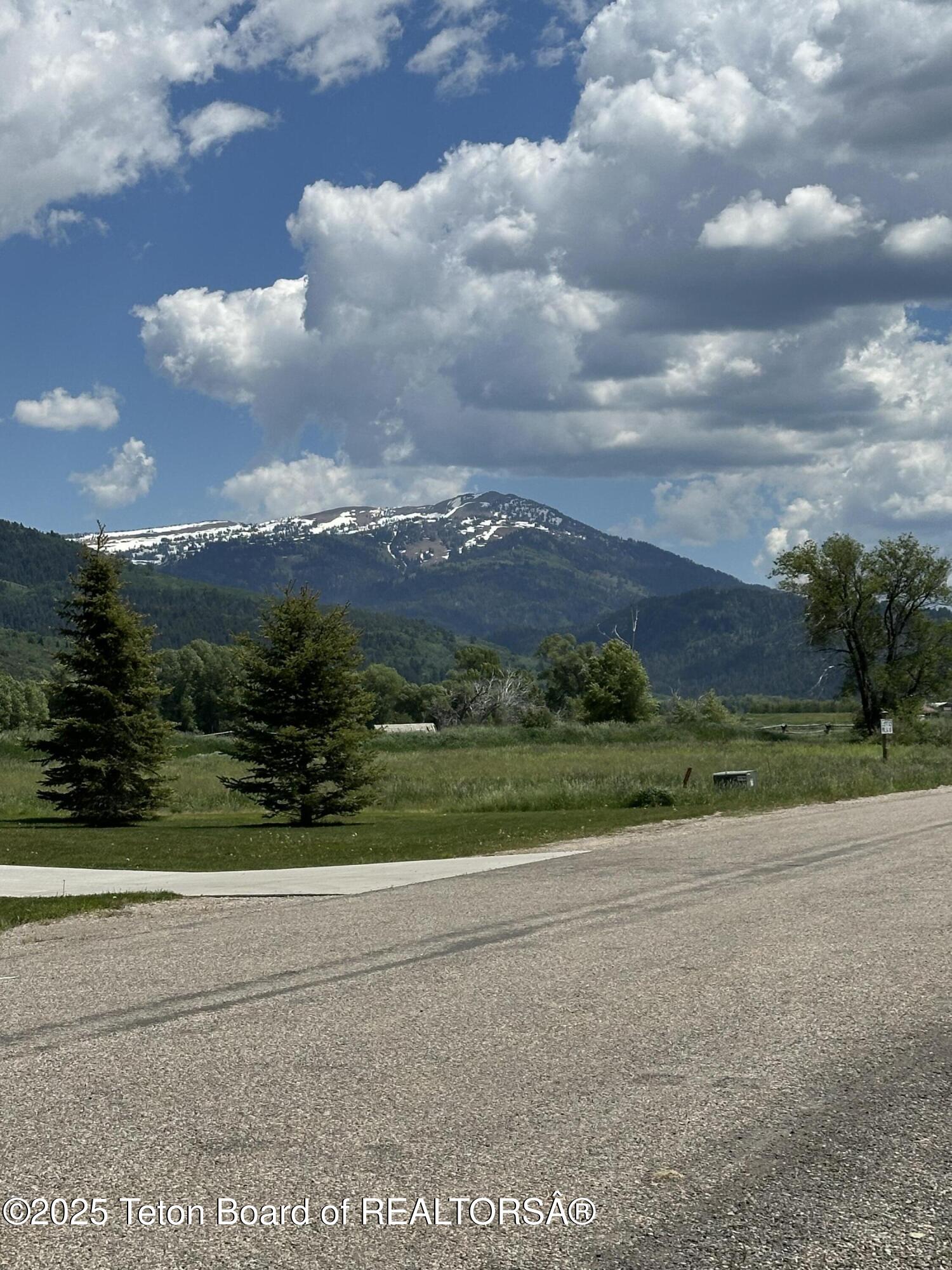 9270 Timberline Loop Victor, ID 83455 - Photo 6 of 7 Street view east