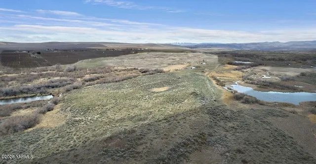 $1,250,000 | 20997 South Frontage Road Northwest, Quincy, WA 98848