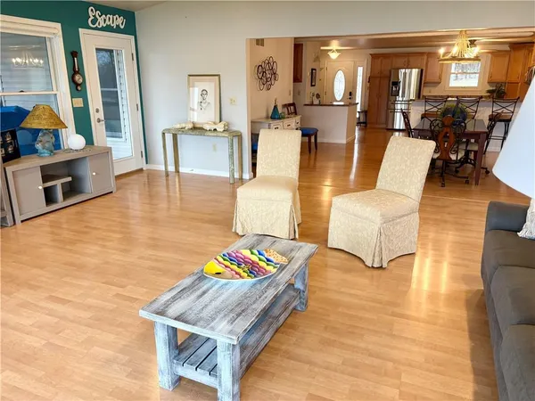 $874,900 | 228 Latonka Drive, Mercer, PA 16137