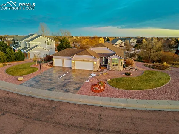 $550,000 | 9015 Oakmont Road, Peyton, CO 80831