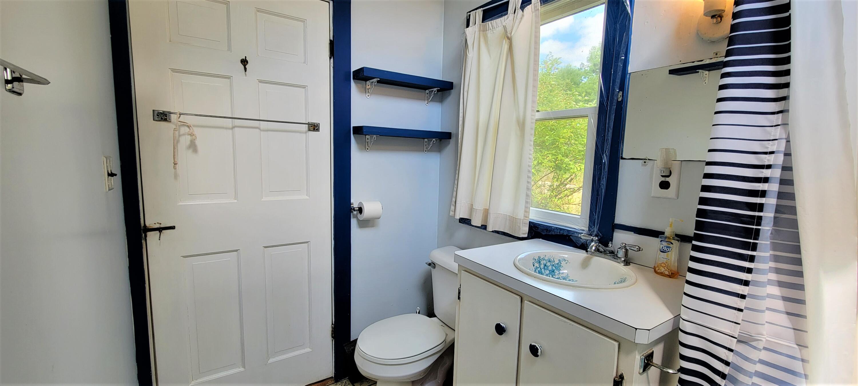 54 Barbour Farm Road Stonington, ME 04681 - Photo 15 of 27 Bathroom