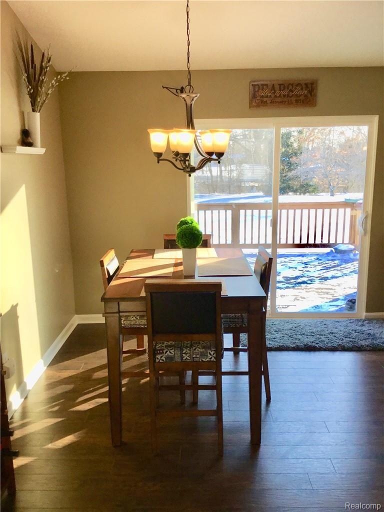 2531 West Coon Lake Road Howell, MI 48843 - Photo 10 of 31 EB67FB9B-322B-4866-A436-2F87EEC6593B.jpeg