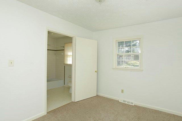 3393 Montavesta Road Lexington, KY 40502 - Photo 9 of 26 Photo 9