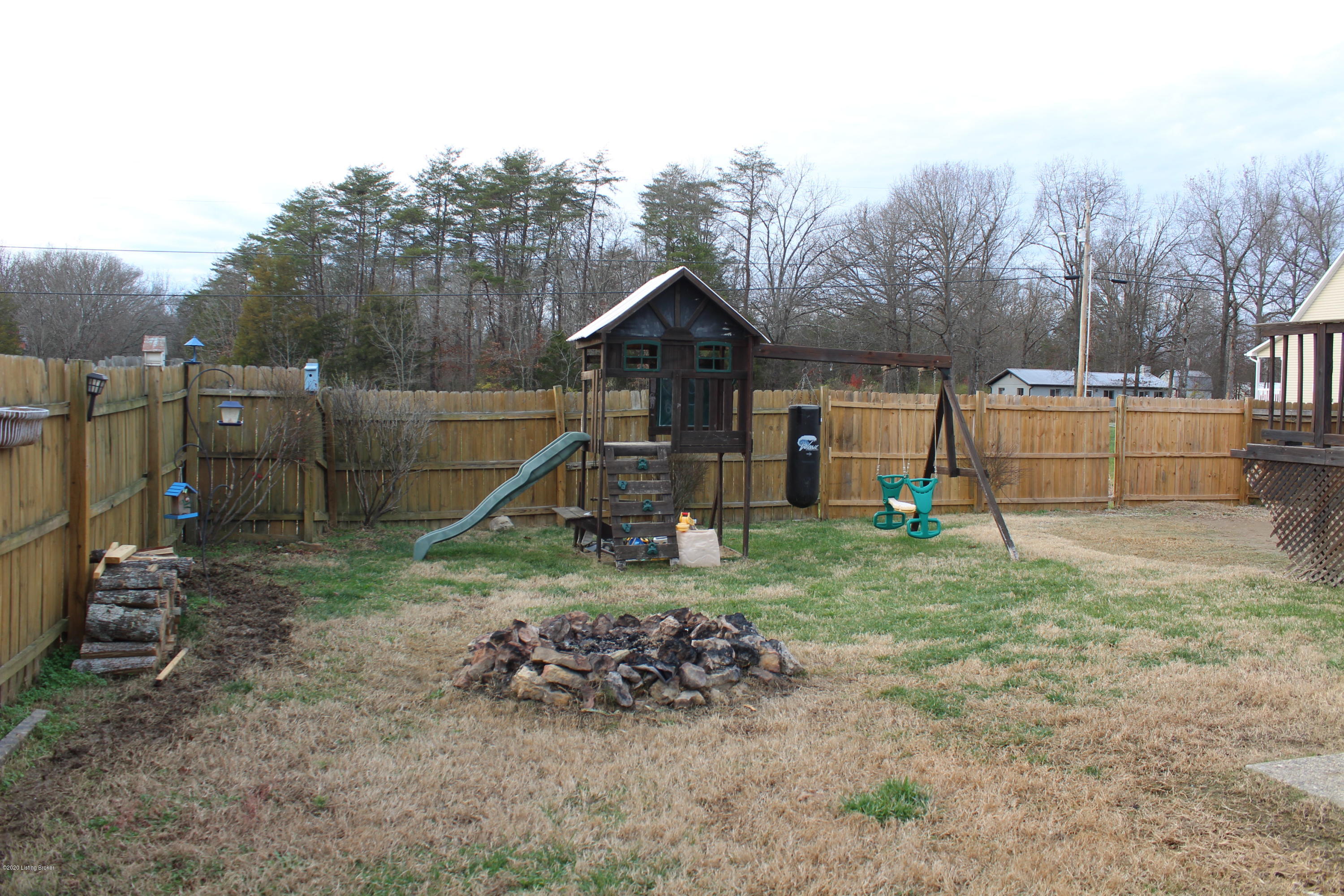 243 Madison Rae Boulevard Shepherdsville, KY 40165 - Photo 61 of 67 Fire Pit