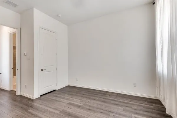 $3,100 | 9807 Romo Street, Irving, TX 75063