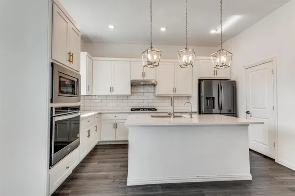 $3,100 | 9807 Romo Street, Irving, TX 75063