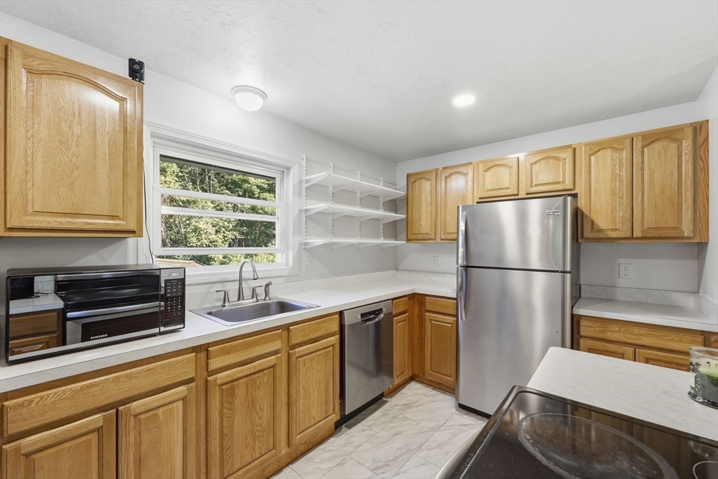 93 Beaver Lake Road Ware, MA 01082 - Photo 16 of 41