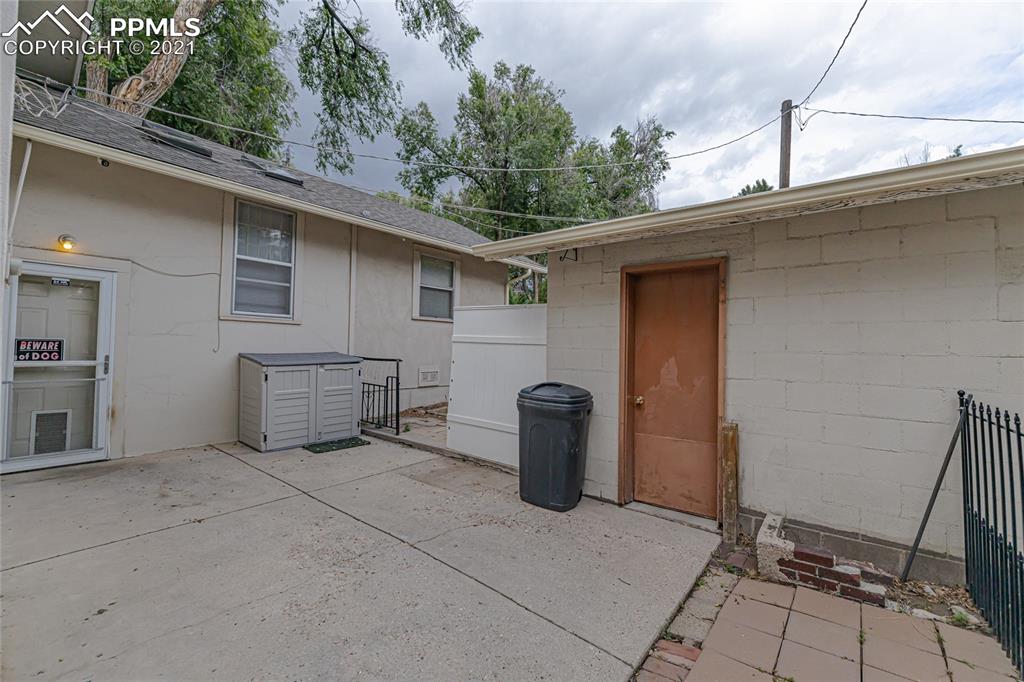 803 Alexander Road Colorado Springs, CO 80909 - Photo 8 of 44