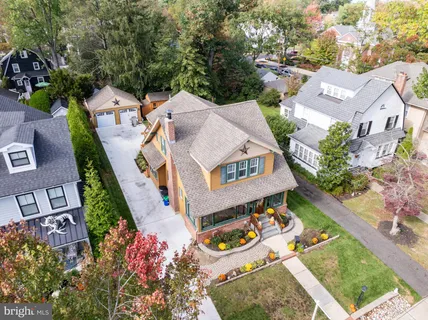 an aerial view of multiple house