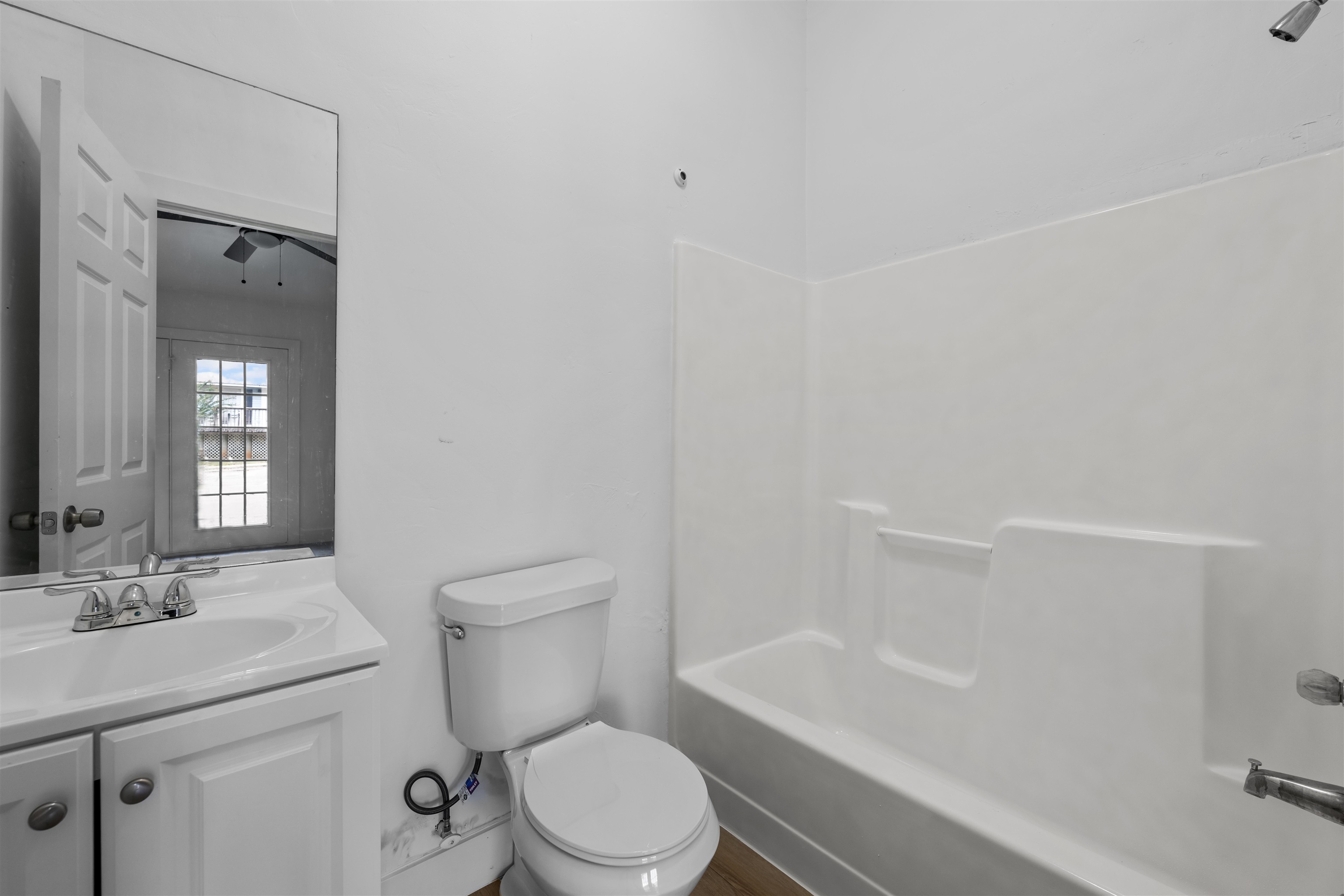 2218 Magnolia Circle, Unit 202 Tallahassee, FL 32301 - Photo 12 of 16