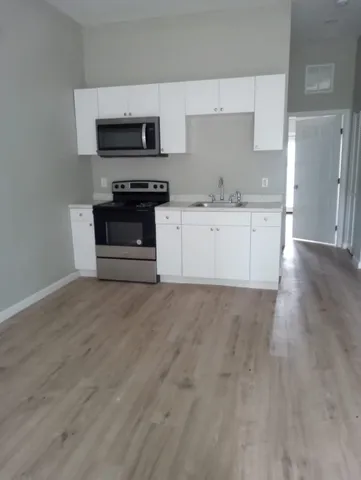 $1,065 | 2218 Magnolia Circle, Unit 202, Tallahassee, FL 32301