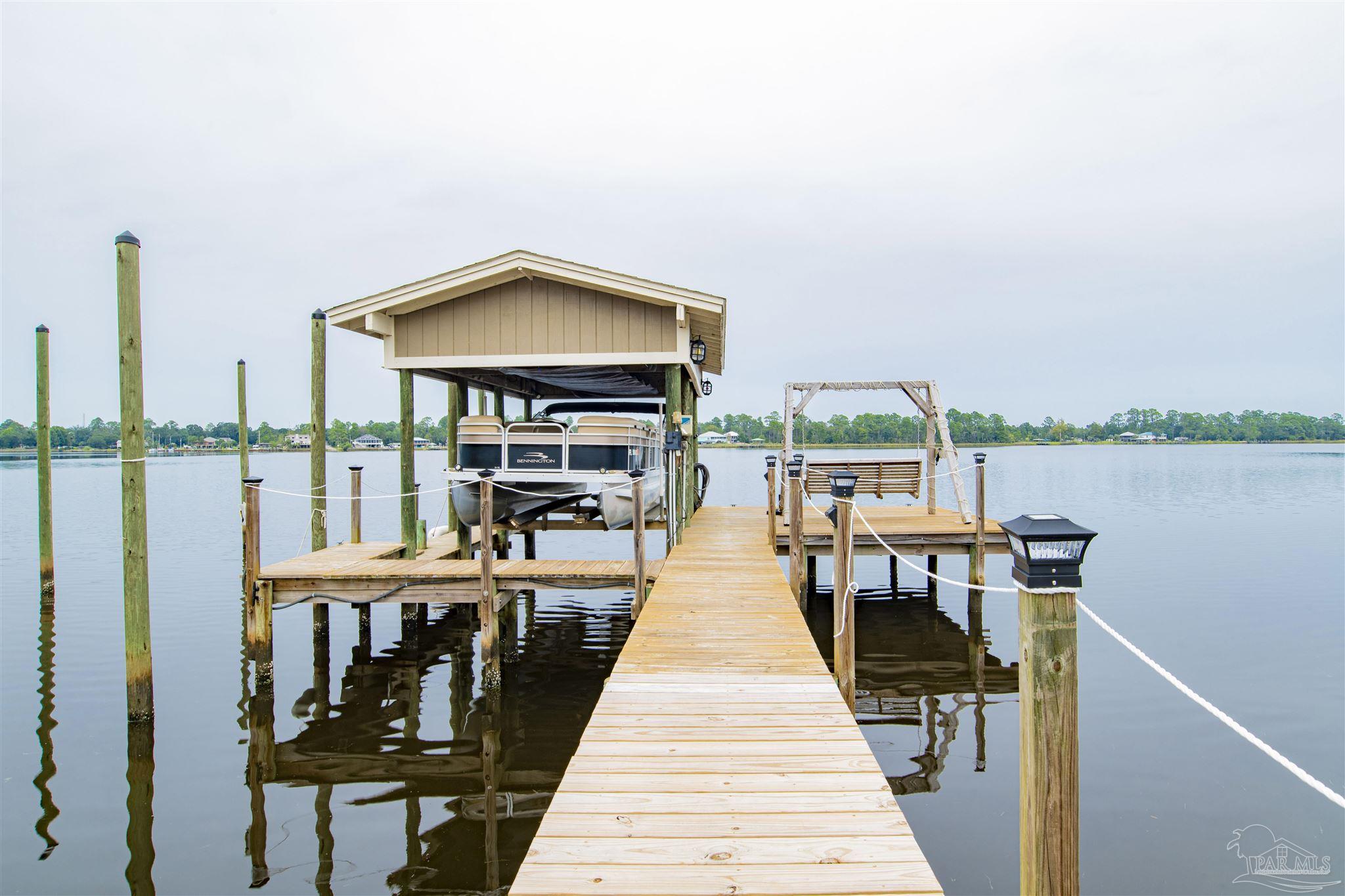 7796 Petersen Point Road Milton, FL 32583 - Photo 10 of 49