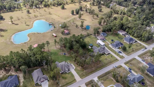 a picture of city view