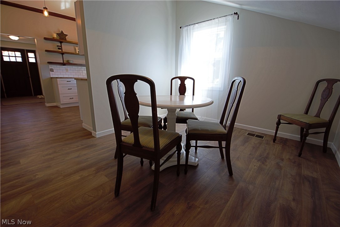 7670 Dewey Road Thompson, OH 44086 - Photo 18 of 34 Dining Room has a wall for a buffet & a wall for a china hutch too.