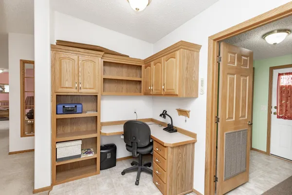 $90,000 | 1008 4th Avenue East, West Fargo, ND 58078