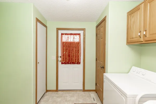 $90,000 | 1008 4th Avenue East, West Fargo, ND 58078