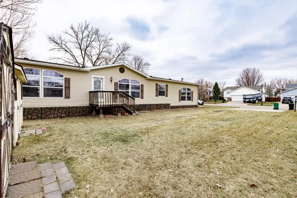 $90,000 | 1008 4th Avenue East, West Fargo, ND 58078